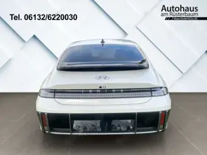 Hyundai IONIQ 6 Uniq 77,4kwh 20'' HUD Navi Leder digitales Cockpit Bild 5