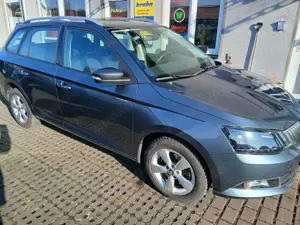 Skoda Fabia Fabia III Combi Combi 1.0 TSI Drive Bild 4