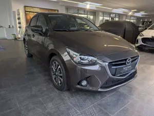 Mazda 2 1.5L 90PS Sports-Line Licht-P Touring-P Sports