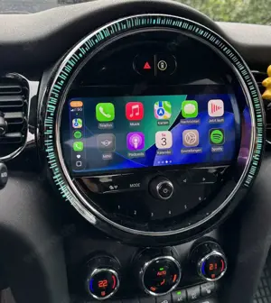 MINI Cooper Mini Cooper Aut. Classic Trim Bild 2