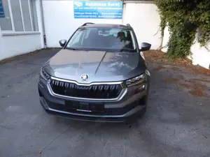 Skoda Karoq 4x4 TDI DSG 1 H. Scheckh. Skoda AHK PDC v+h Kamera