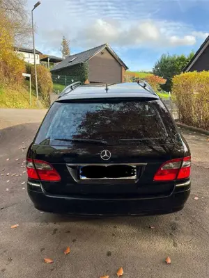 Mercedes-Benz E 220 CDI Automatik Avantgarde DPF Bild 4