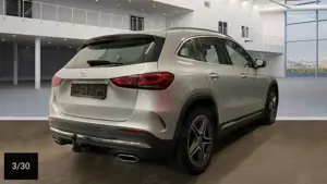 Mercedes-Benz GLA 220 4M 2x AMG Line LED 19" DigTacho Kam AHK
