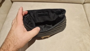 Mango Umhängetasche schwarz   gesteppt mit goldener Kette Bild 2