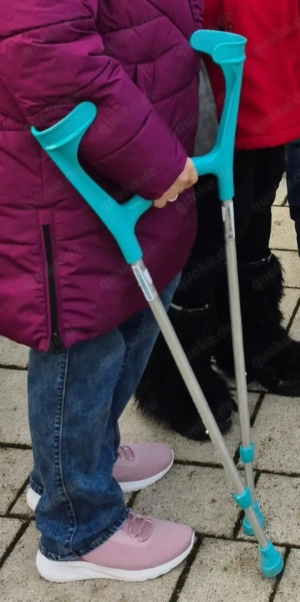 Gehhilfen, Farbe türkis