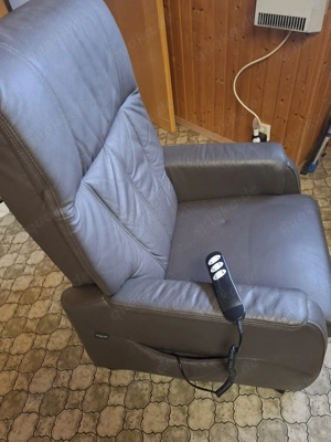 Echtledersessel mit Aufstehfunktion