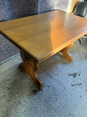 3teilige Garnitur Tisch, Stuhl, Vitrine Eiche