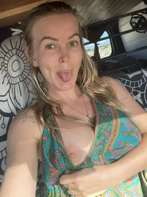 Sexcam (Sex-Videoanruf) via WhatsApp  Bild 2