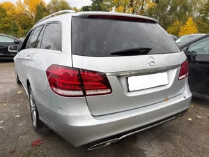 2015 Mercedes-Benz E 220 CDI BlueTec T Avantgarde Bild 2