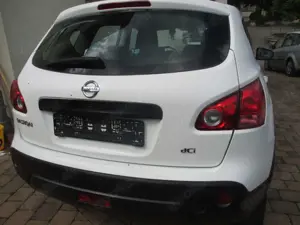 Nissan Qashqai Qashqai 2.0 dCi 4 x 4 DPF Aut. tekna Bild 3