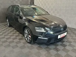 Skoda Octavia Combi*RS*LED-TEMPO-PDC-SPUR-SHZ-LEDER-19