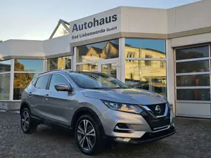 Nissan Qashqai 1.3 DIG-T N-Connecta Panoramaglasd. Allwetter