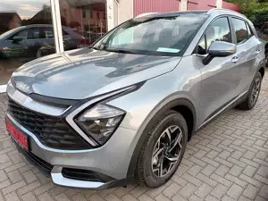 Kia Sportage SPORTAGE 1.6T-GDI LED+KAMERA+SHZ+AHK+GAR. 2031!!