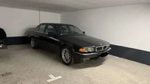 BMW 740 740i