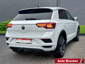 Volkswagen T-Roc Style 1.5 TSI+DSG+AHK+2-Zonen-Klima+R-Line-Paket+S Bild 4