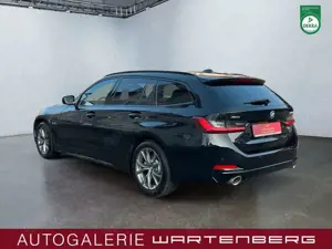 BMW 320 e Touring xDrive/WIDESCREEN//LEDER//PANO//AMB Bild 3