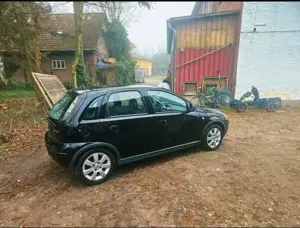 Opel Corsa 1.2 16V Bild 3