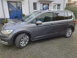 Volkswagen Touran Highline 7-Sitzer DSG Navi SHZ Start-Stopp