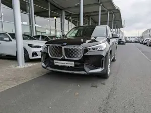 BMW iX1 xDrive30 Navi. Kamera. Park Ass.