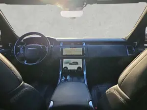 Land Rover Range Rover Sport SDV6 SE Bild 5