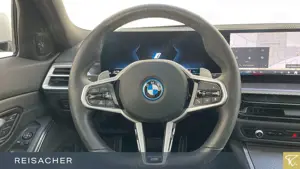 BMW 330 e xDrive Tou M Sport PRO,DAPro.,AHK,Pano Bild 5