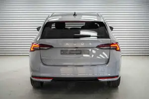 Skoda Octavia Combi Kombi 1,5 eTSI DSG mhev Selection  -LAG. ... Bild 3