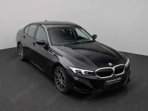 BMW 330 xD Lim. Kamera DAB Leder Alarm Sport 18Zoll Bild 3