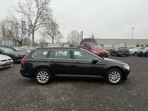 Volkswagen Passat Variant Comfortline BMT/* AUTOMATIK *NAVI Bild 2