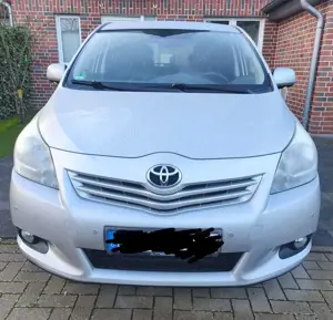 Toyota Verso Verso 2.0 D-4D Travel Bild 2
