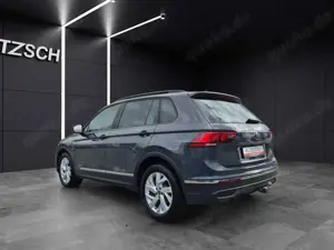 Volkswagen Tiguan TSI Life LED AHK Navi Pano ACC Park-Assist SH 18" Bild 3
