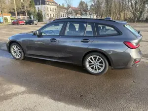 BMW 318 318 d Advantage Bild 2