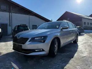 Skoda Superb Combi 2.0 TDI Active Bild 3