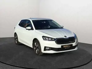 Skoda Fabia 1.0TSI Ambition LED Navi SHZ PDC Vorber. AHK Bild 3