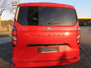 Ford Tourneo Custom 320 L1 Tourneo Titanium FWD Bild 4