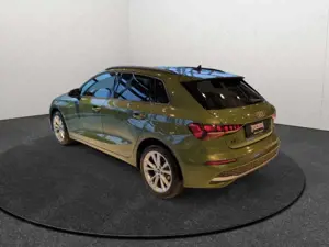 Audi A3 Sportback 30TFSI S tronic Advanced LED Navi SHZ GR Bild 4
