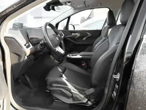 BMW 214 223i Active Tourer Steptronic DCT Luxury Line Bild 4