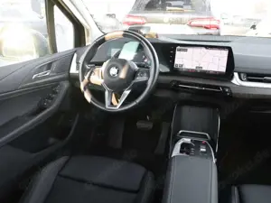 BMW 214 223i Active Tourer Steptronic DCT Luxury Line Bild 5