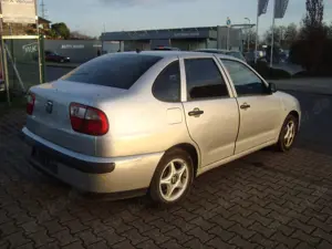 SEAT Cordoba Cordoba 1.9 TDI ( Espana dominante papiere ) Bild 3
