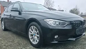 BMW 320 d Touring Automatic/PANO/Volleder Bild 2