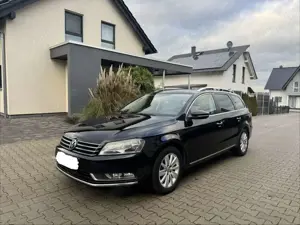Volkswagen Passat Variant 2.0 TDI | TÜV Neu | AHK | Business | Scheckheft ++