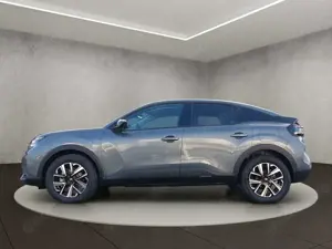 Citroen C4 Hybrid 145 Doppelkupplung 6-Gang MAX Bild 2