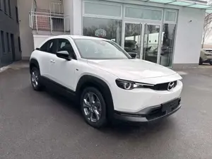 Mazda MX-30 35,5 kWh e-SKYACTIV EV 145 PS *6 Jahre Garantie* Bild 2