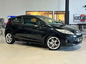 Ford Fiesta 1.6 TDCi Sport *Klima,Sitzh.,Blueth.* Bild 2
