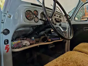 Volkswagen Käfer 1300 Bild 4