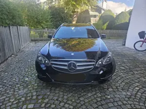 Mercedes-Benz E 220 E 220 T CDI 7G-TRONICAvantgarde