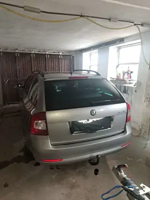 Skoda Octavia 2.0 TDI PD Combi Style Bild 2