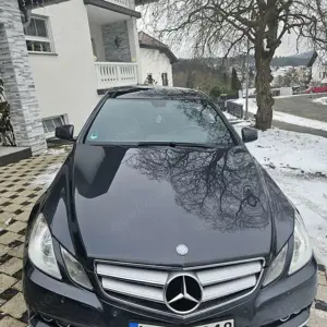 Mercedes-Benz E 200 E-Klasse Coupe CGI Coupe BlueEFFICIENCY Automatik
