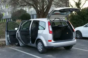 Ford C-Max 1.6 Klima Bild 4