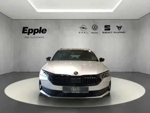 Skoda Octavia Combi Sportline mHEV ACC Klimaaut. SHZ LHZ PDC+Kam Bild 2