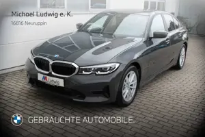 BMW 320 i Limousine HiFi DAB LED Standhzg. RFK Shz